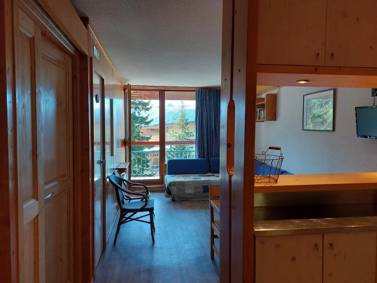 Appartement 2 Pieces 6 Pers. Avec Balcon Proche Des Pistes Et Commerces - Arc 1800, Les Villards - Fr-1-411-207 Les Arcs  Apartment